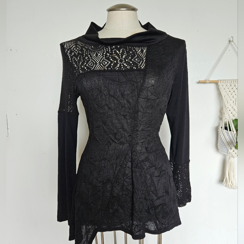 Elegant Black Lace Long Sleeve Top
